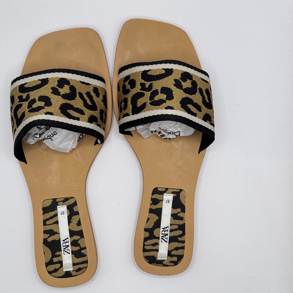 Zara Women's Sandals with Leopard Pattern - Tan and Black